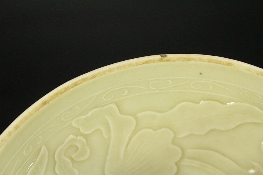 中国美術 白磁 花紋 碗(HA518)