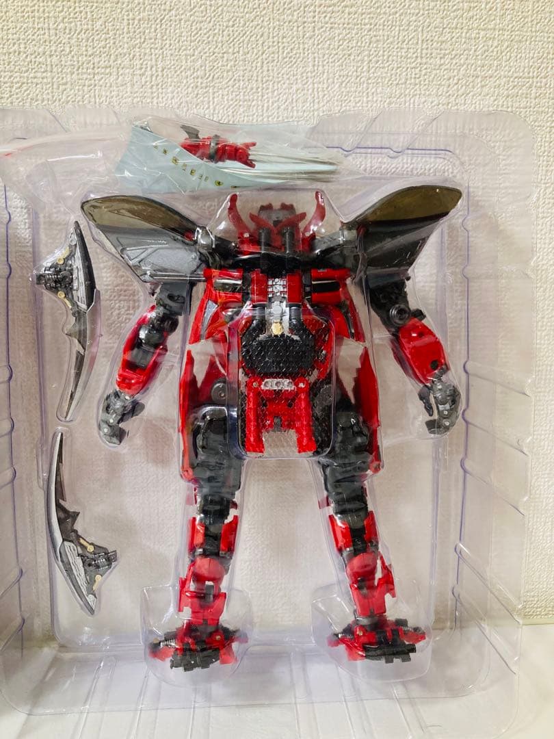 MPM-03 バンブルビー & 非正規トランスフォーマー　ディーノっぽい人セット