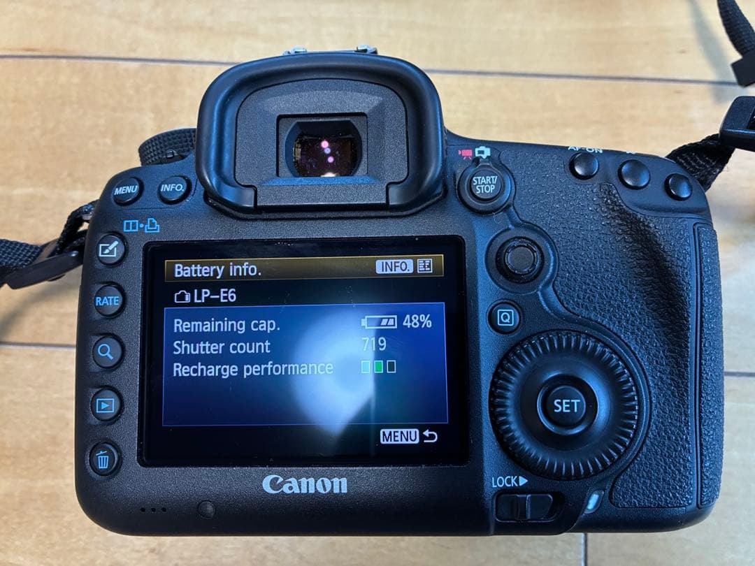 【美品】Canon EOS 5D Mark III