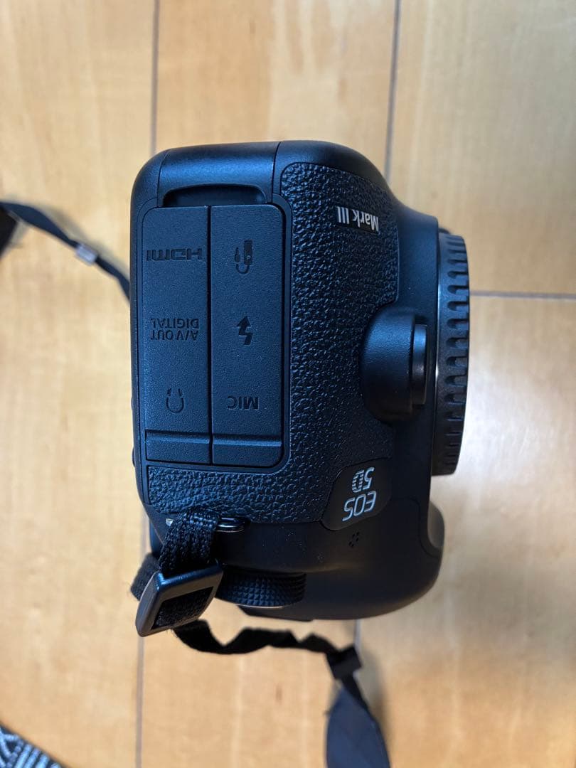 【美品】Canon EOS 5D Mark III