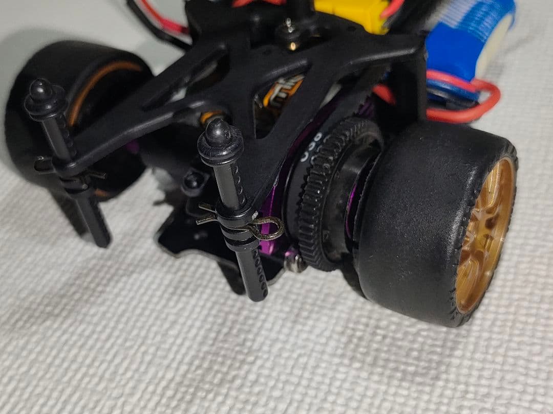 HPI マイクロRS4 1/18RCベルトドライブ4駆 メカ組込　マツダ RX7