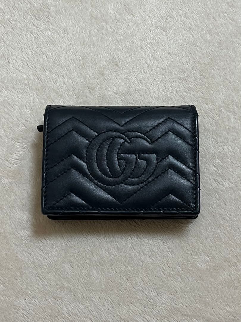 GUCCI グッチ 二つ折り財布 ブラック 正規品 箱付き