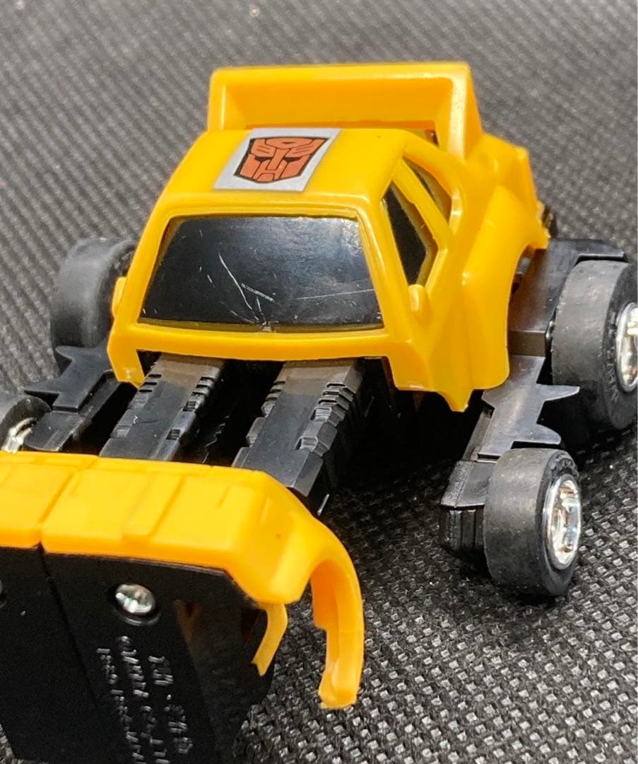 ◾️トランスフォーマー◾️　サイバトロン★クリフ　ポルシェ★イエロー【TAKARA】
