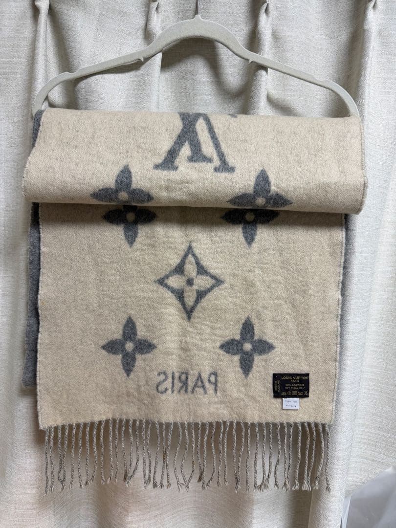 み*ん様 LOUIS VUITTON リバーシブルマフラー グレー アイボリー