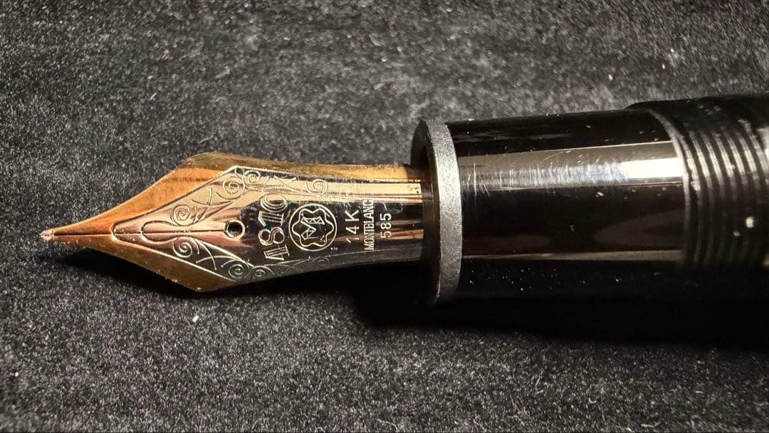 【値下げ可】MONT BLANC 万年筆　未使用