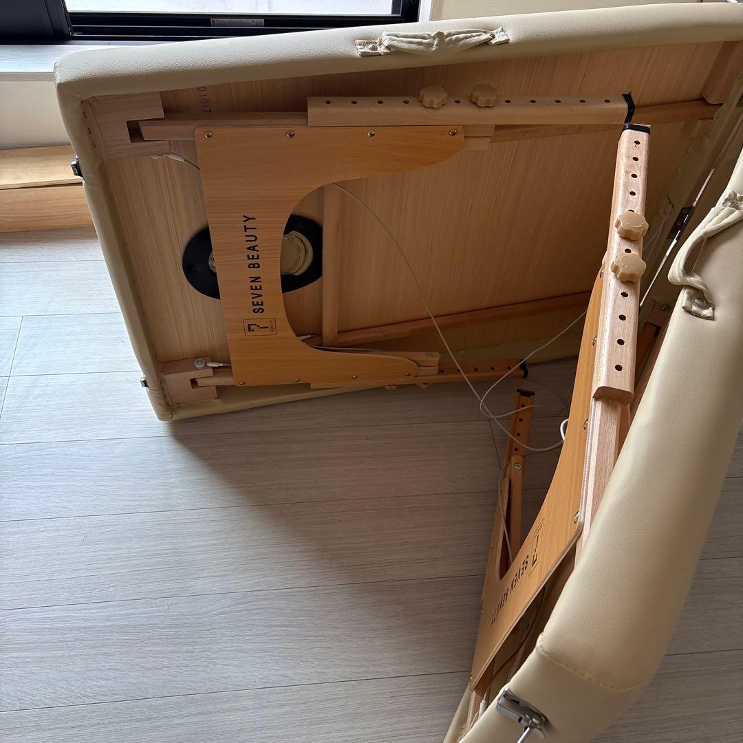 セブンビューティー　折り畳み式エステベッド【美品】