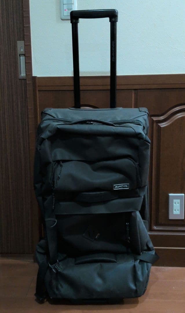 DAKINE ブラック キャリーカート 大容量