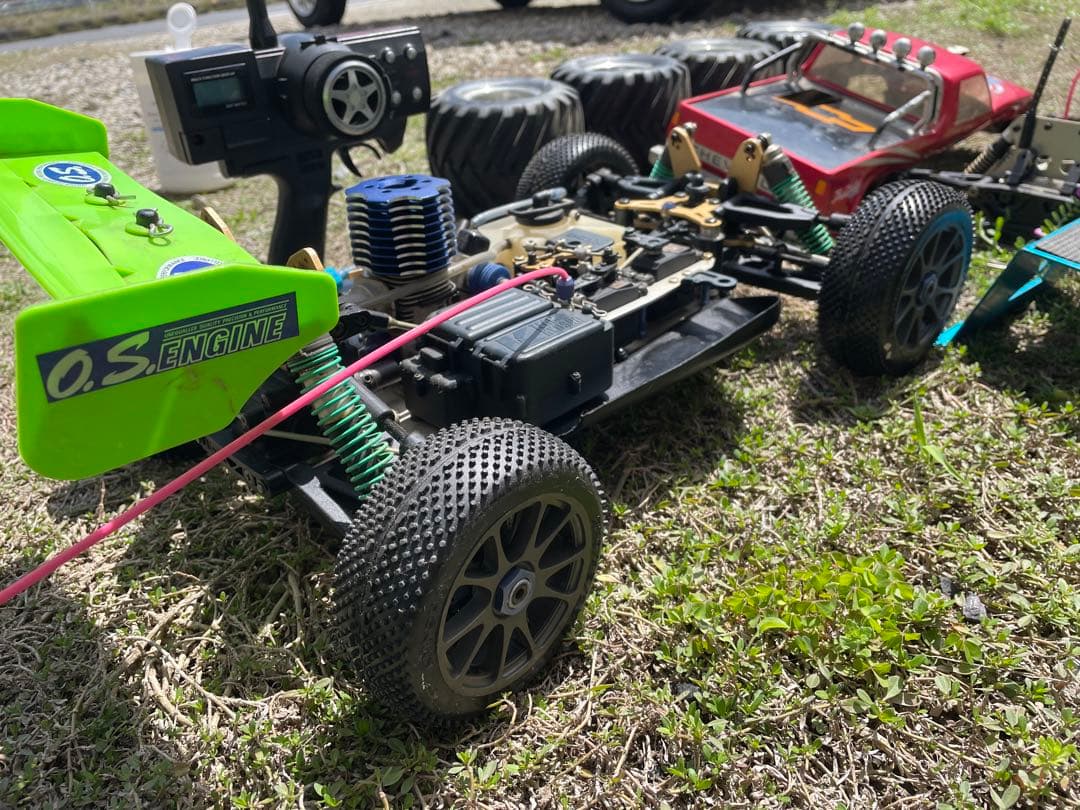 【中古品】京商　エンジンラカーセット