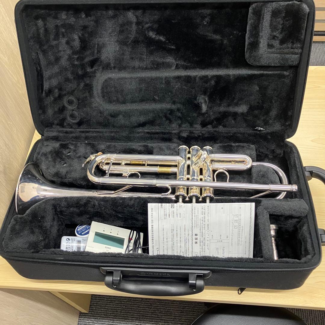 トランペット本体 シルバー ケース付き