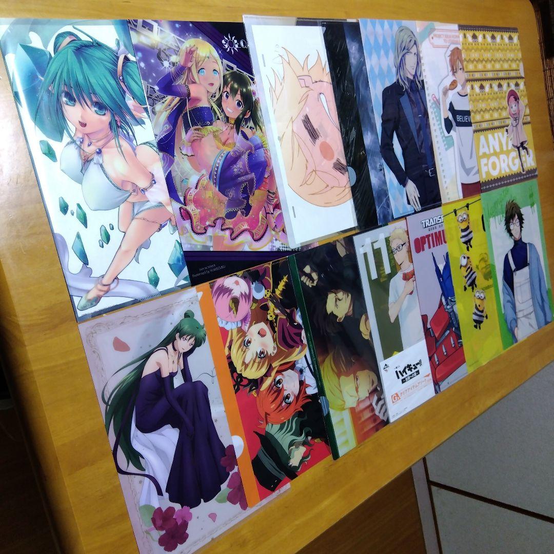 アニメ ノンジャンル 美少女系など　Ａ−４クリアファイル まとめ売り大量２５０枚