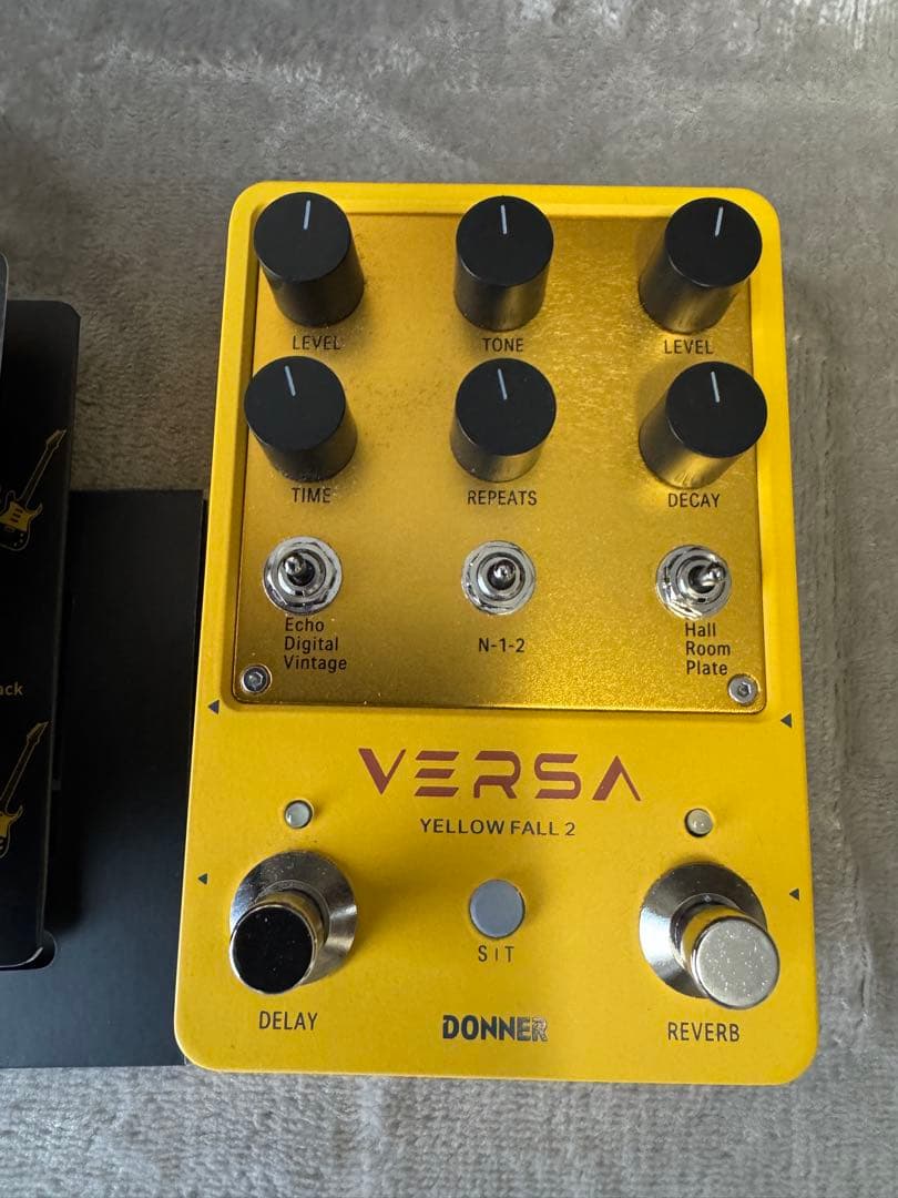 Donner ディレイ リバーブ　中古　ほぼ新品