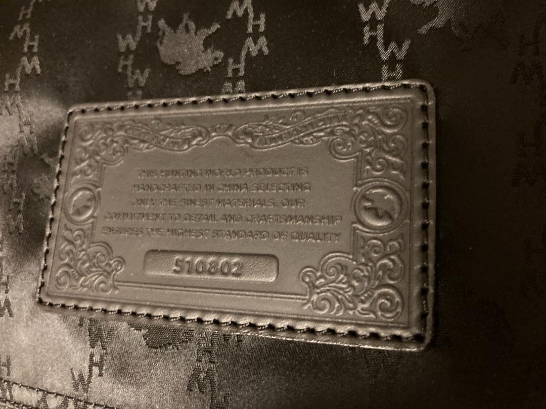 【新品】ハンティングワールド　トロリーバッグ　限定版スーツケース