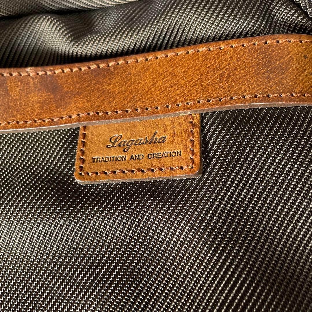 大型バッグ、旅行、Lagasha 、4室 ペン入れ等仕切り多数、肩掛けベルト付き