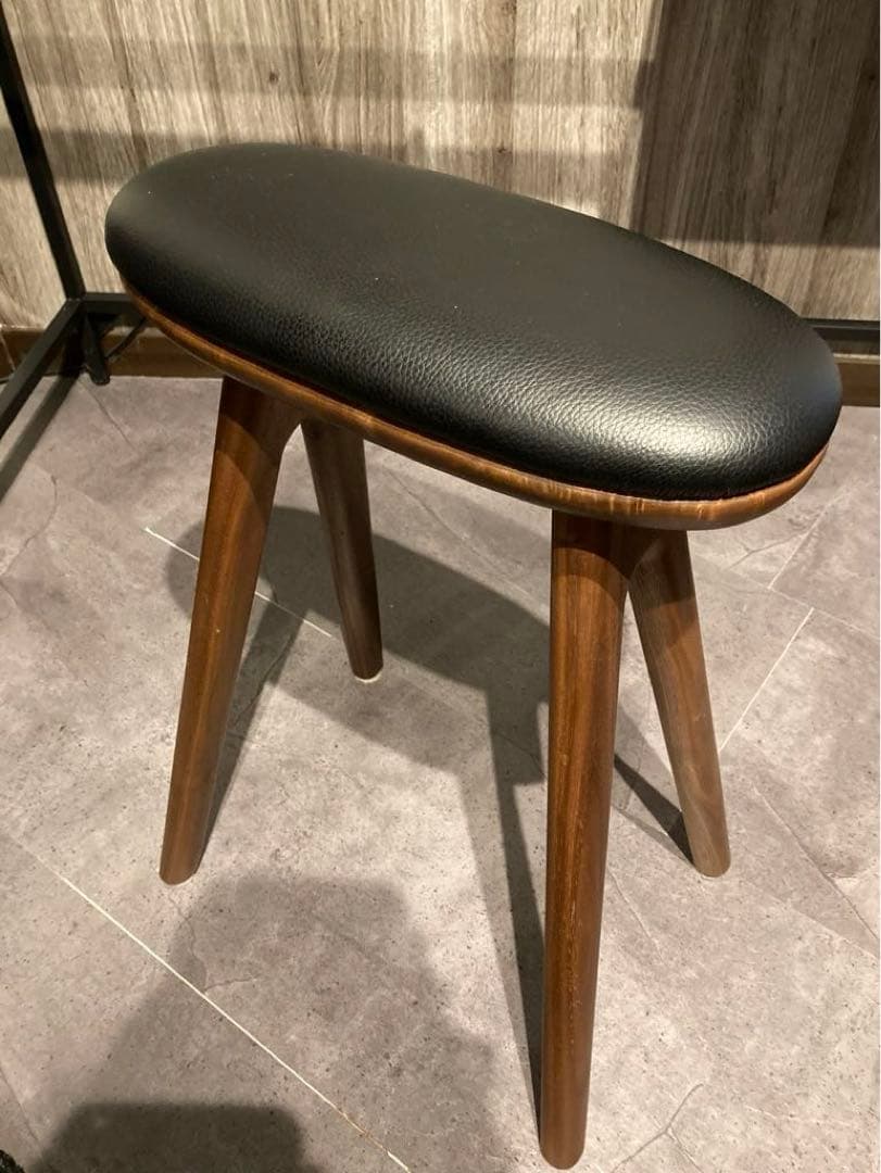 送料込み⭐︎レザーxウォールナット⭐︎ナガノインテリア キッチンスツール コッペ