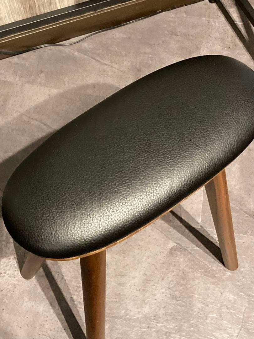 送料込み⭐︎レザーxウォールナット⭐︎ナガノインテリア キッチンスツール コッペ