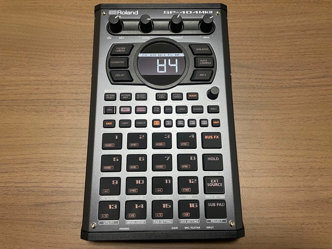 Roland サンプラー SP-404MKII