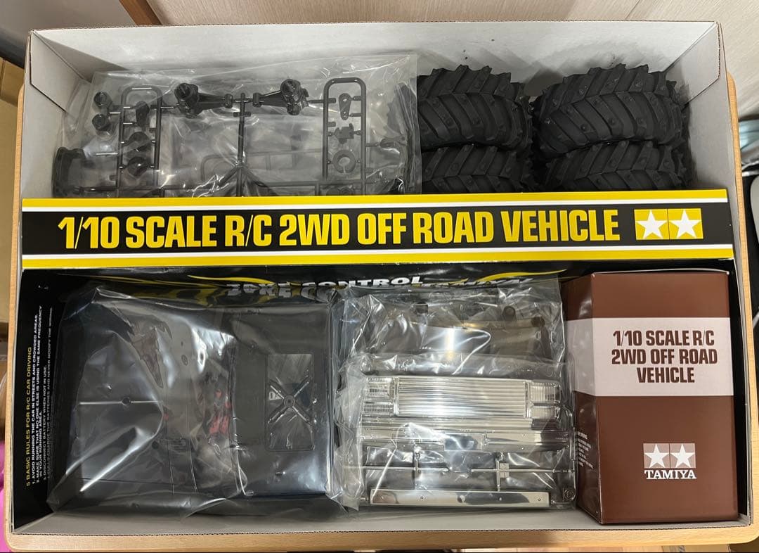 タミヤ　ブラックフットIII 1/10 ブッシュデビルⅡ 1/10