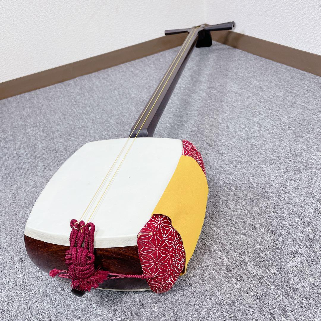 三味線 細棹 紅木 東さわり 丸打胴 一本溝 和楽器