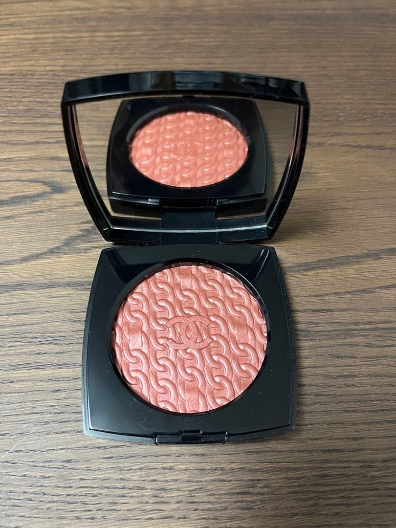 【新品未使用】CHANEL レ　シェヌ　ドゥ　シャネル（フェイスパウダー）