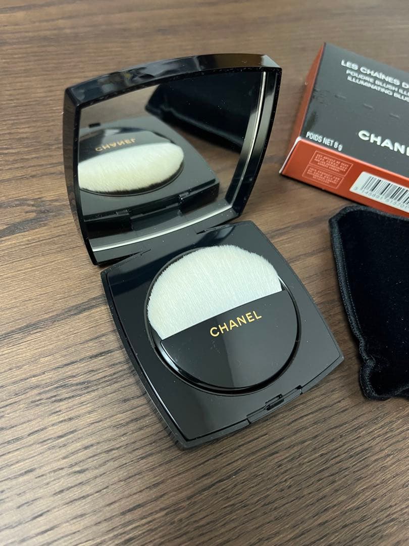 【新品未使用】CHANEL レ　シェヌ　ドゥ　シャネル（フェイスパウダー）