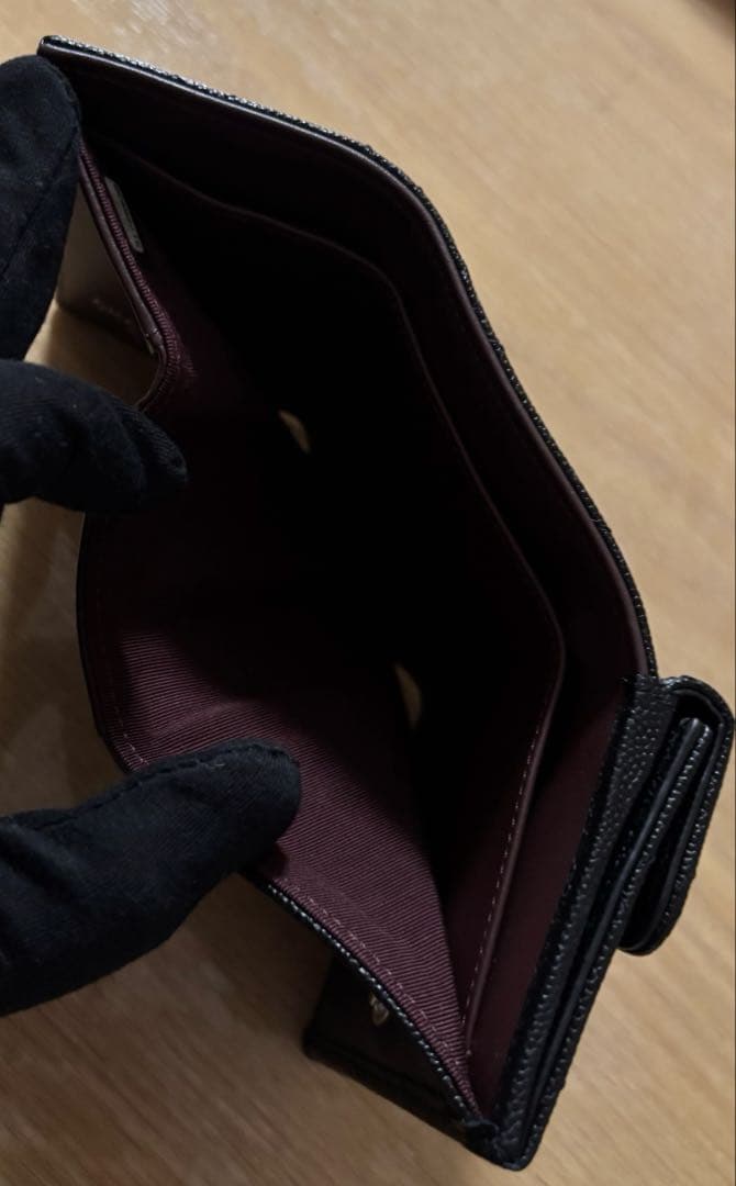 【美品】CHANEL ブラック キャビアスキン 三つ折り財布
