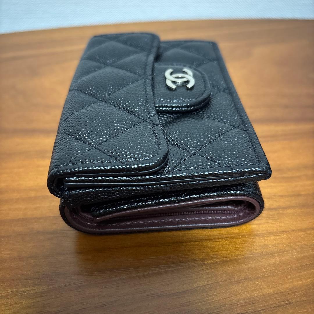 【美品】CHANEL ブラック キャビアスキン 三つ折り財布