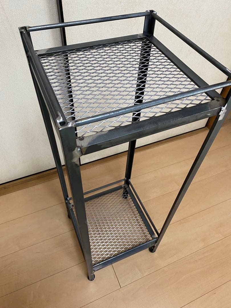 アイアンシェルフ　アイアンラック　インダストリアル アイアン家具　植物棚