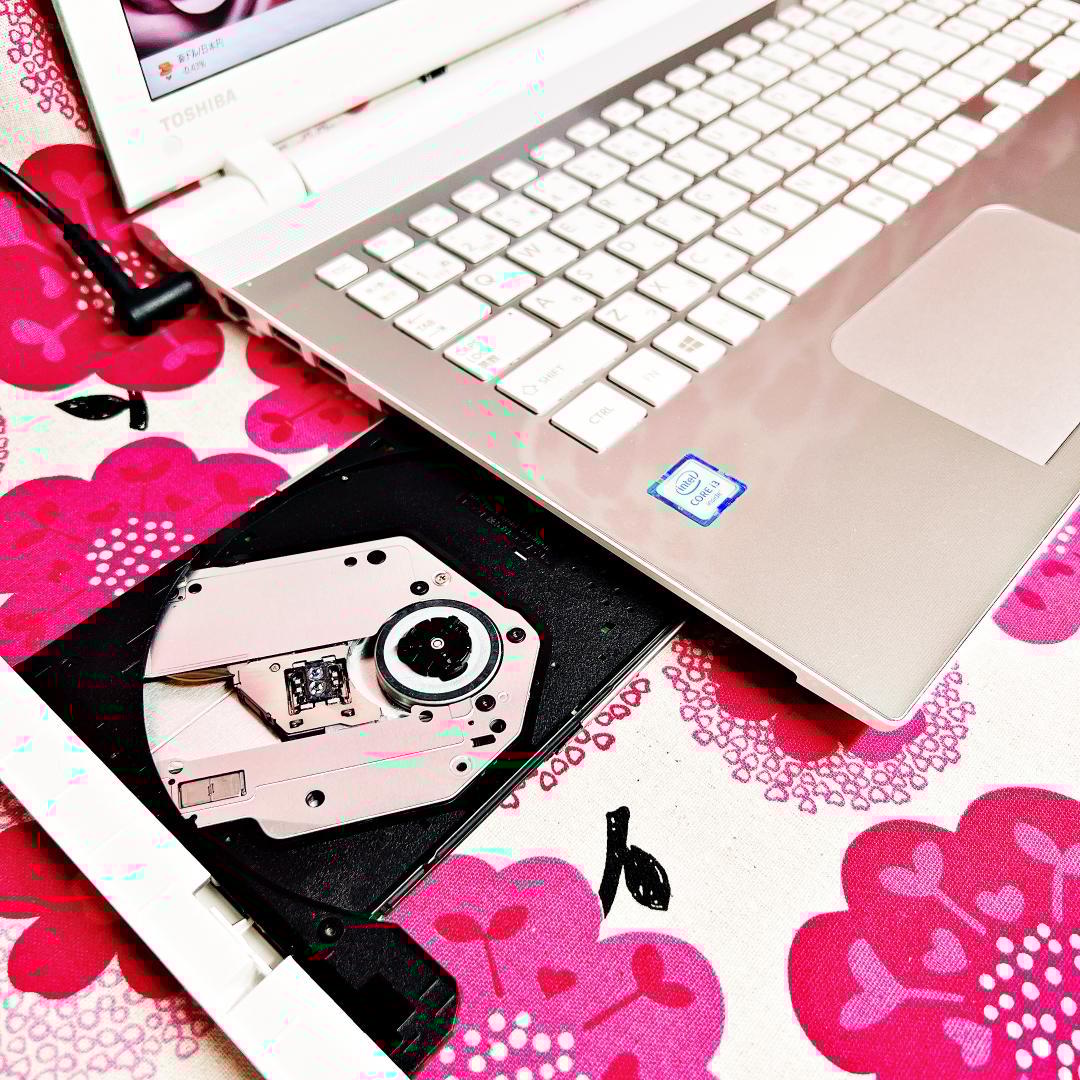 121【高性能❣️美品】メモリ16GB✨爆速SSD✨バッテリー可✨ノートパソコン