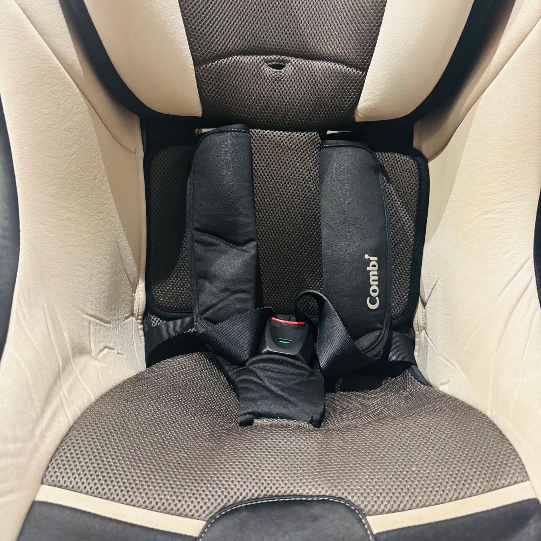 combi コンビ マルゴットS トリノグレー　チャイルドシート シートベルト