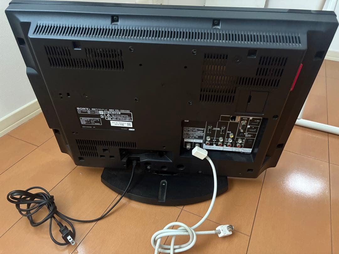 ソニーSONY テレビ　美液晶　小型コンパクト　持ち運び可能　首振り