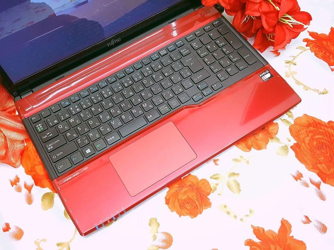 新品SSD/爆速4世代Core-i7/ブルーレイ/DVD焼きソフト/薄型ノート