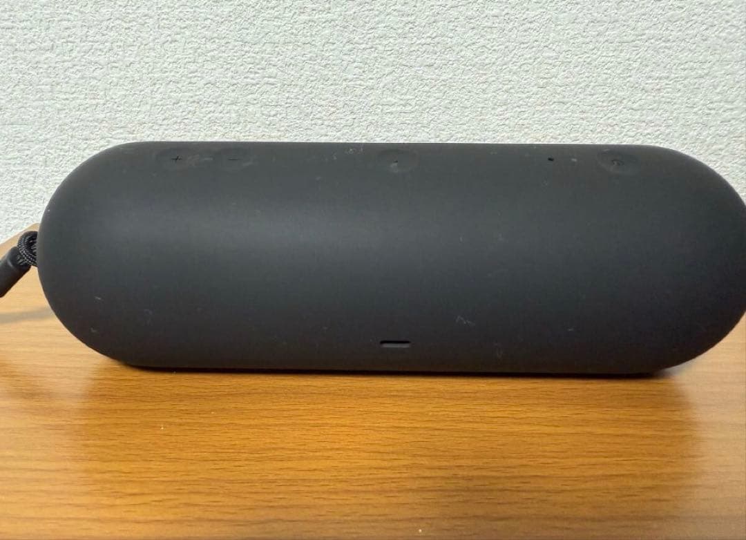 約8年ぶりの最新モデル　Beats Pill (2024) ブラック