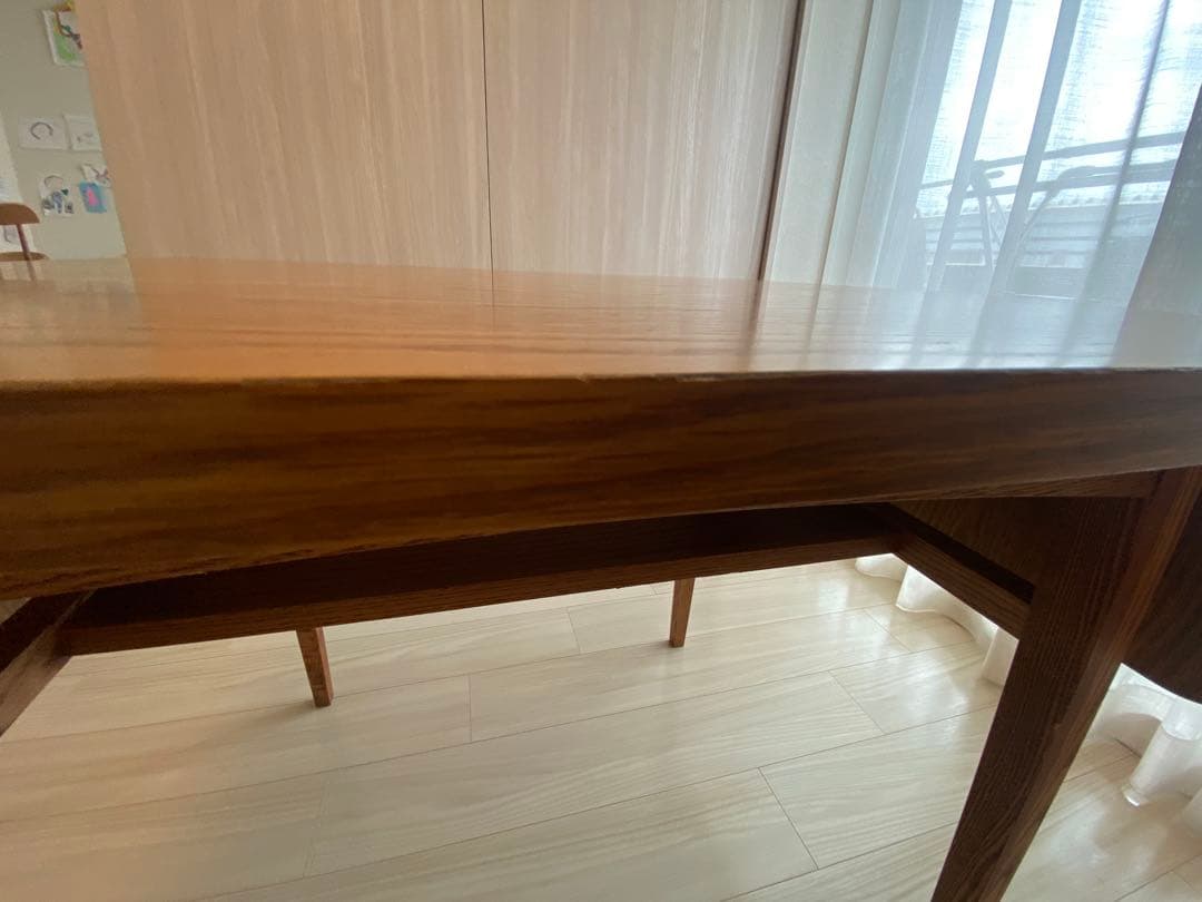 Unico バタフライテーブル