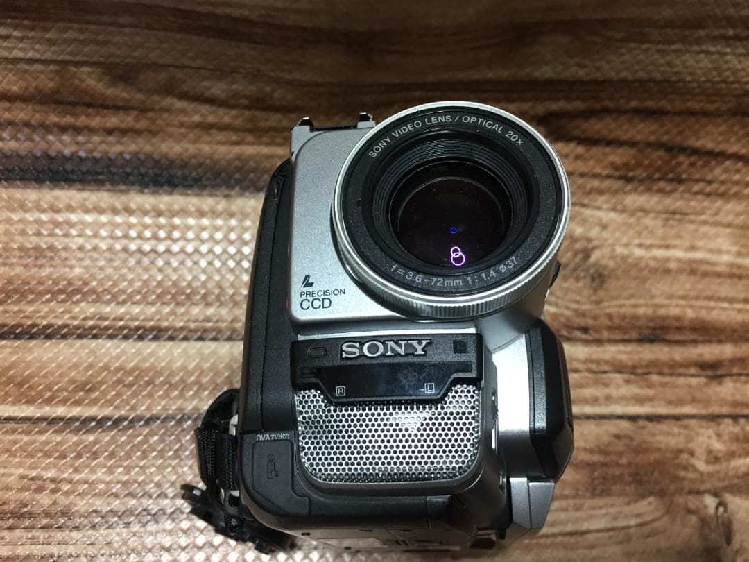撮影再生ダビングOK　美品　SONY　DCR-TRV310　付属品有　Hi8
