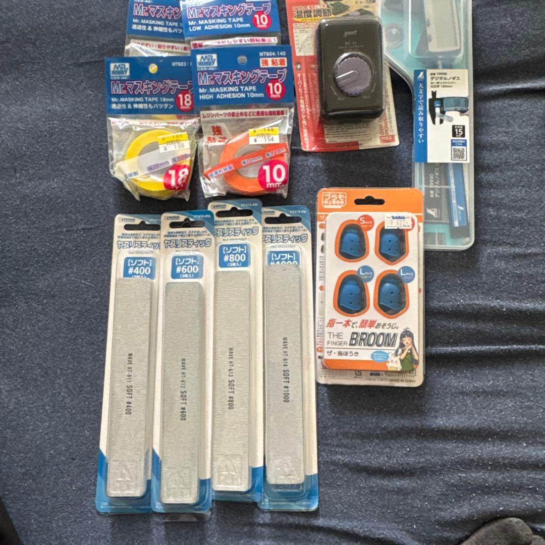 ガンプラ引退品、工具、塗料関連、水転写式デカールまとめ売り