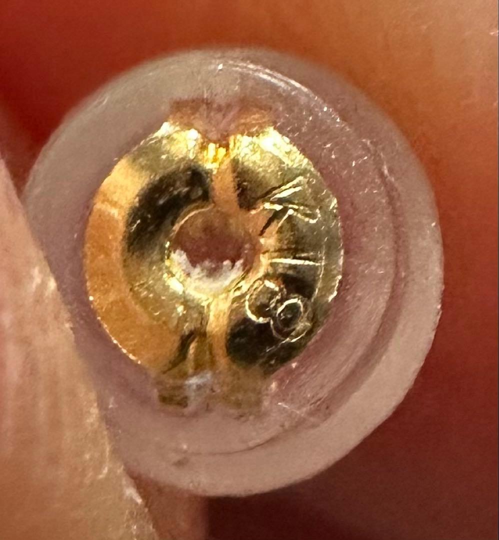 週末セール！K18 計0.22カラット ダイヤモンドピアス