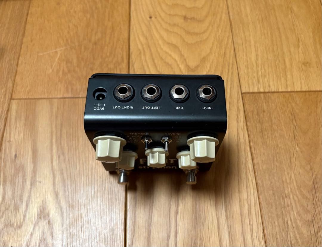 ギター Strymon FLINT V1