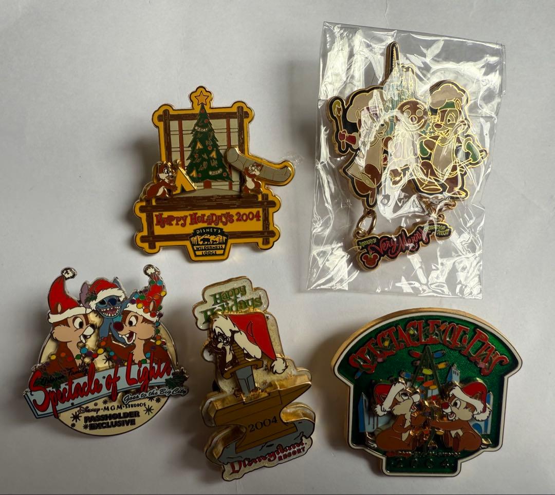 チップとデール クリスマスピンバッジ 5個セット
