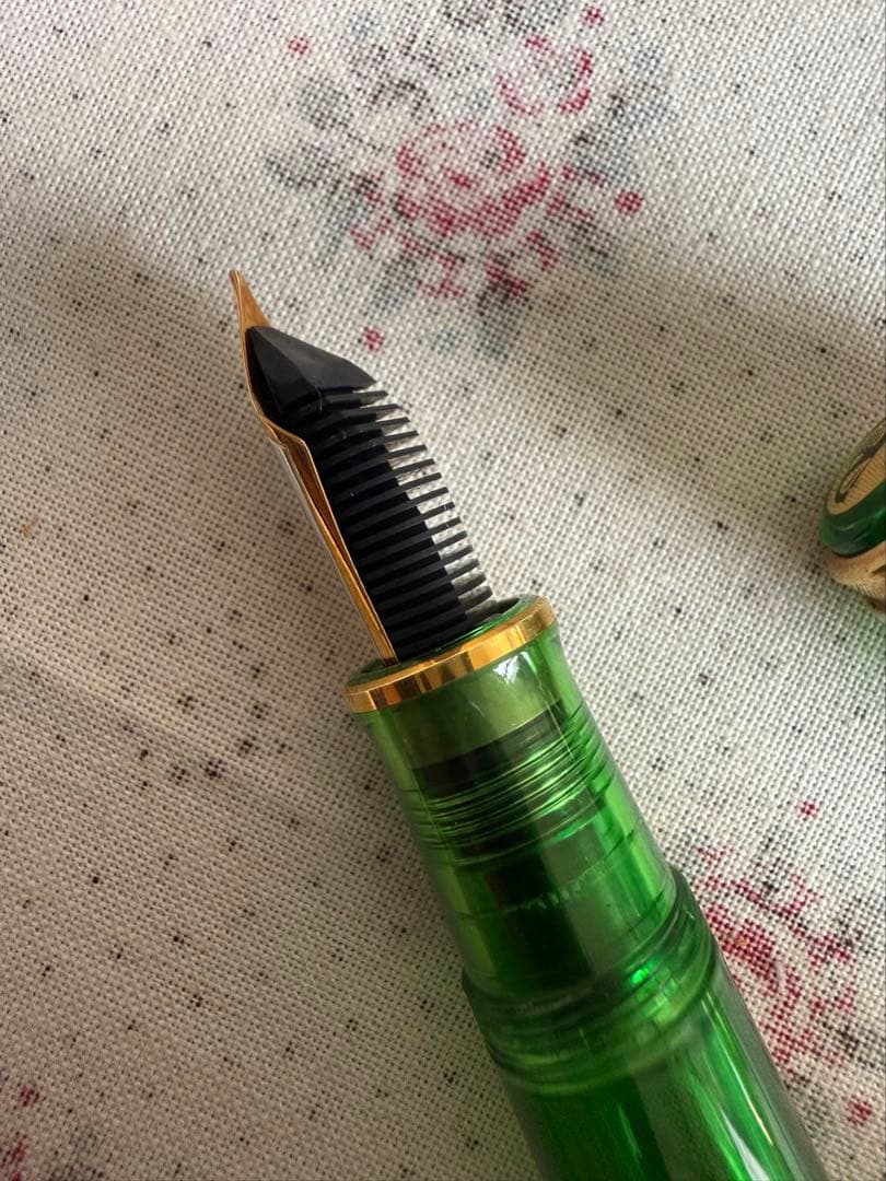 ペリカン万年筆M800、初期型グリーン透明、W-Germ any製