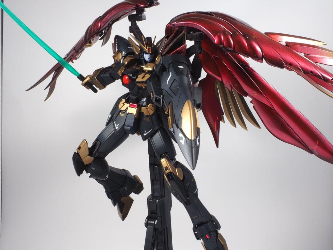 MGウイングガンダムゼロリベリオン　全塗装完成品