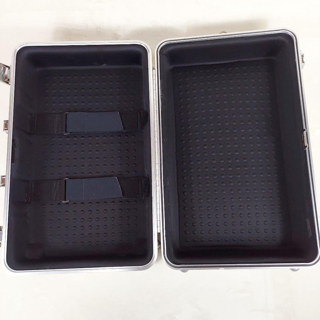 ゼロハリバートン　シルバー　アルミ　スーツケース　キャリーバッグ　2輪