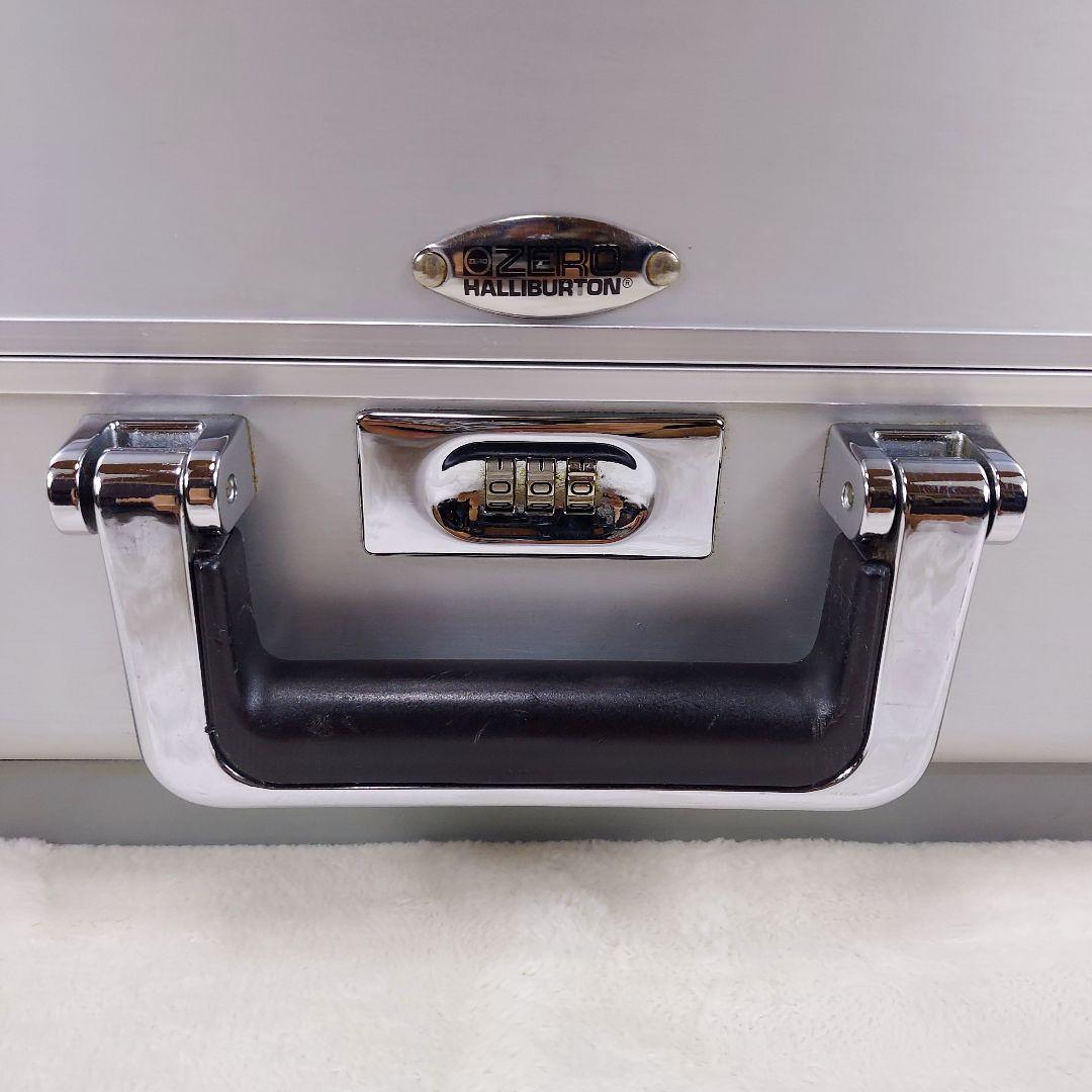 ゼロハリバートン　シルバー　アルミ　スーツケース　キャリーバッグ　2輪