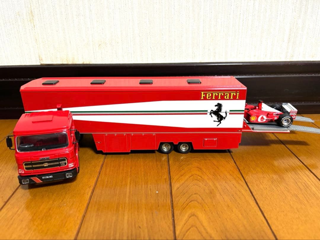 ミニカー FIAT 170 TRANSPORTO