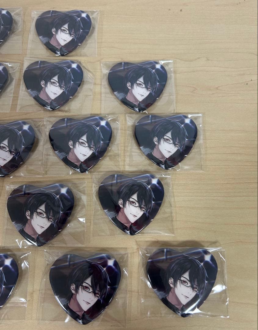 にじさんじ ハート型缶バッジ セット。