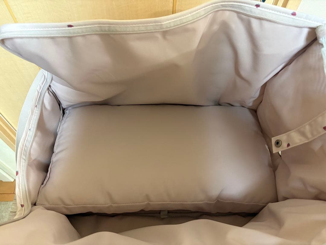 N gelato pique ストロベリーキャリーバッグ