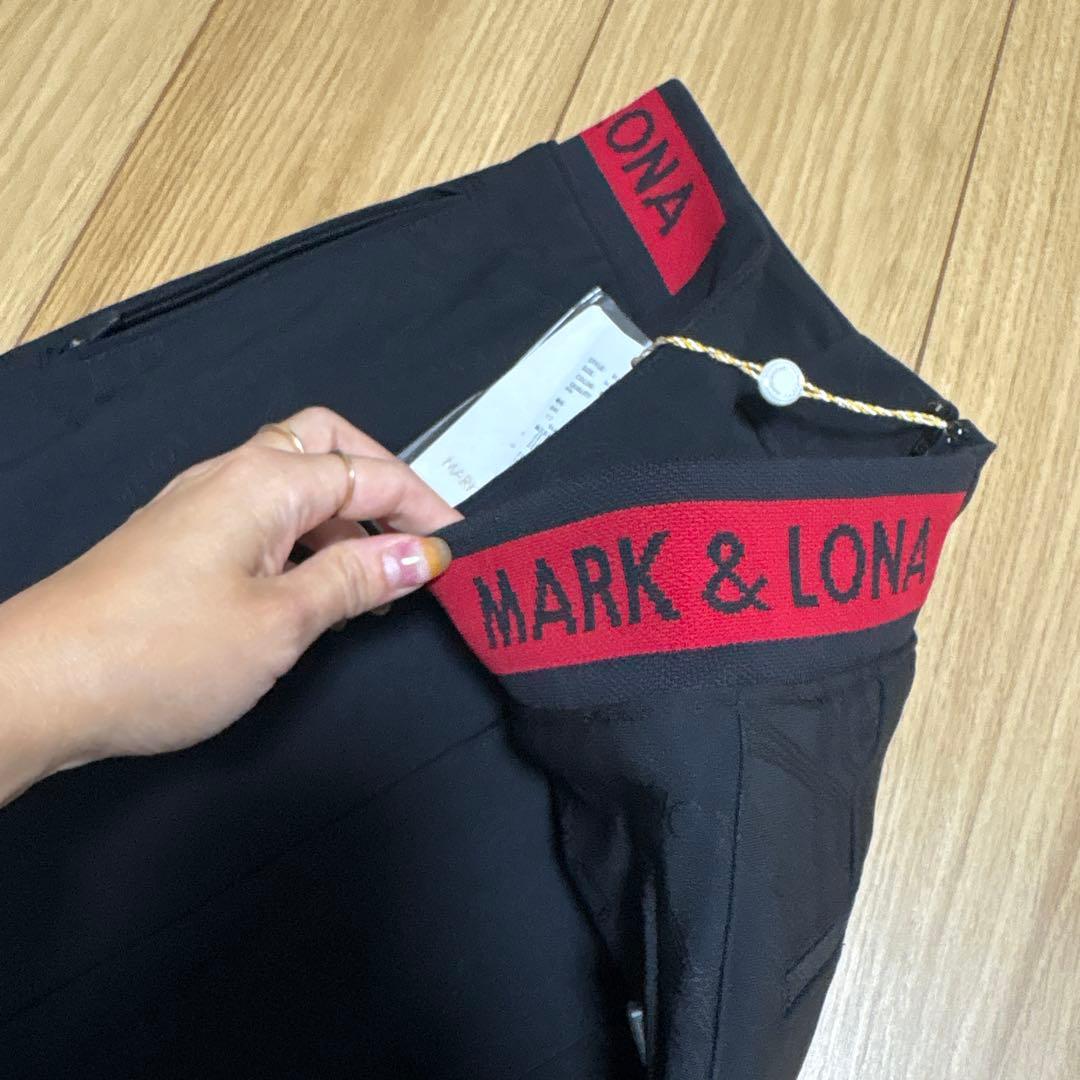 最終値下げ　新品　タグ付き　マークアンドロナ　スカート　ゴルフ