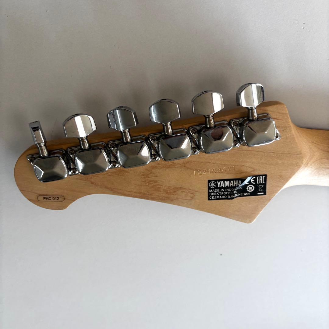 ★信頼の名器★ Yamaha ヤマハ　Pacifica 012 キャンディレッド