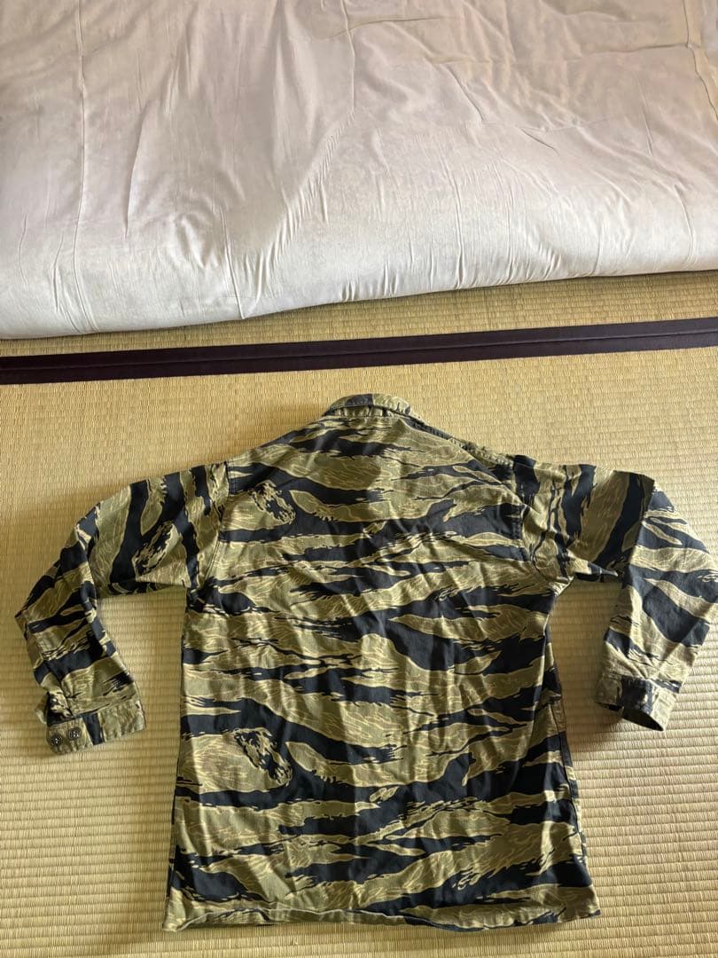 じ*ん様 大阪MASH製　ゴールドタイガーストライプ迷彩服　中古　A-L