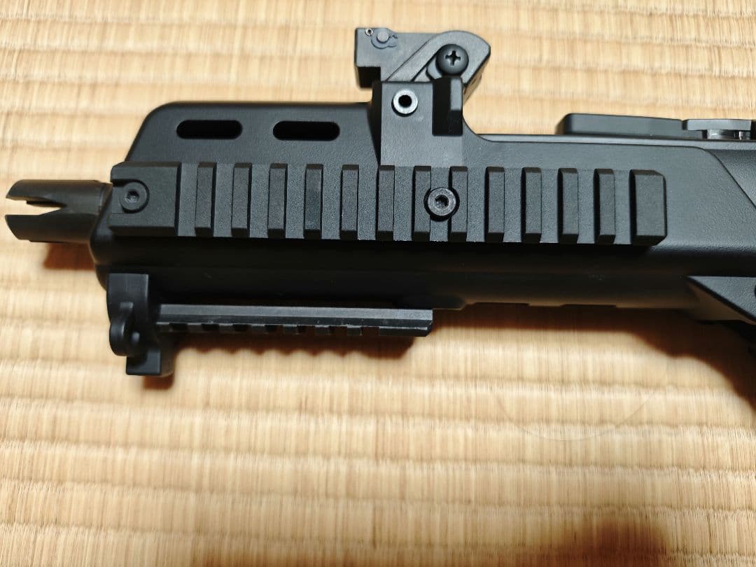 東京マルイ g36c+ ベクターオプティクスGEN2MILなどオマケ沢山 ！