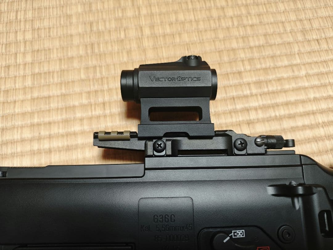 東京マルイ g36c+ ベクターオプティクスGEN2MILなどオマケ沢山 ！